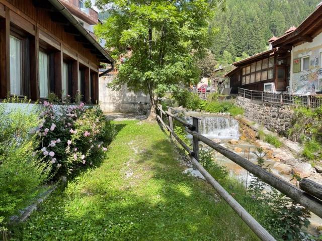 Dolomites Holiday Home Canazei Exterior photo