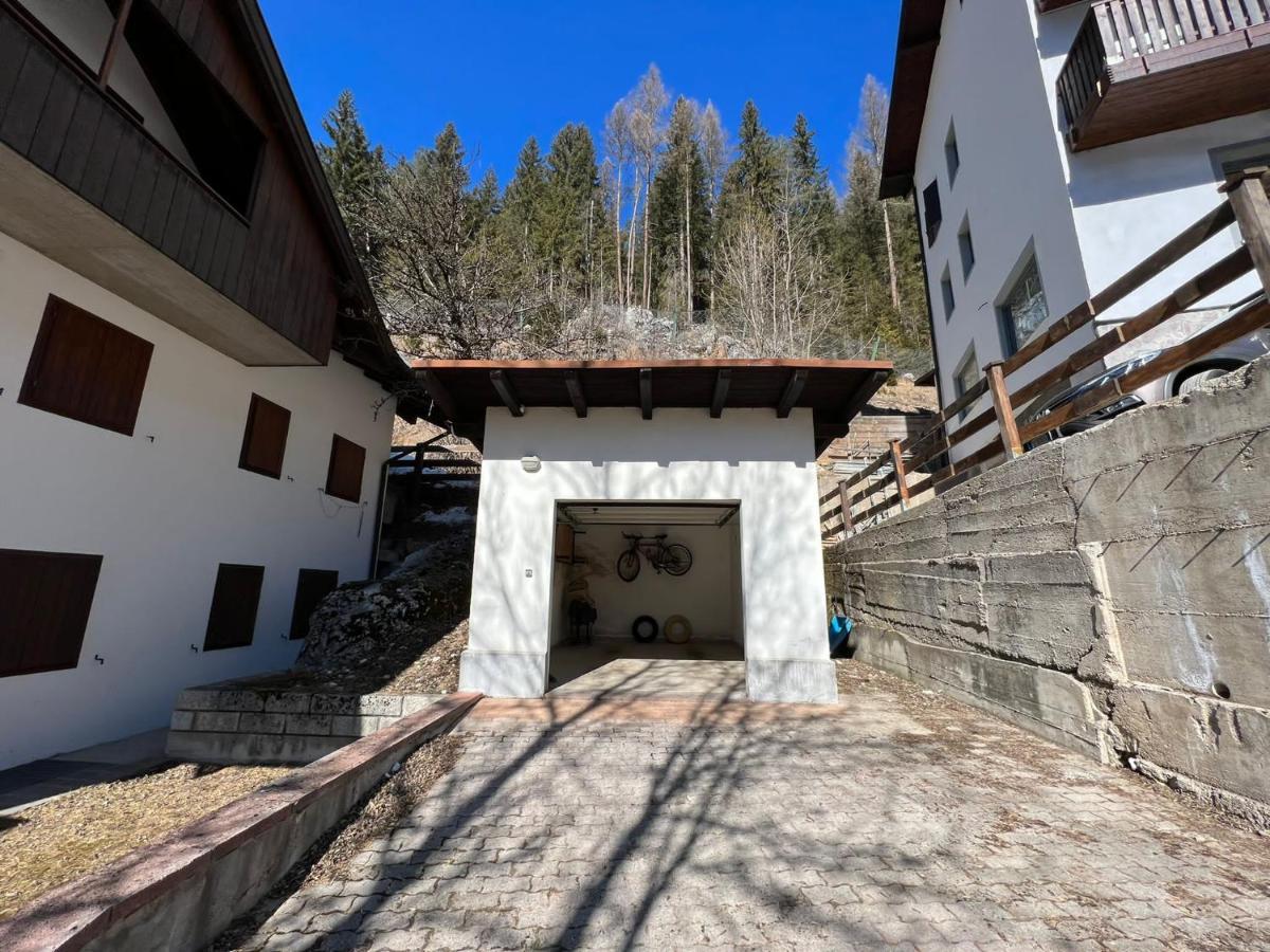 Dolomites Holiday Home Canazei Exterior photo